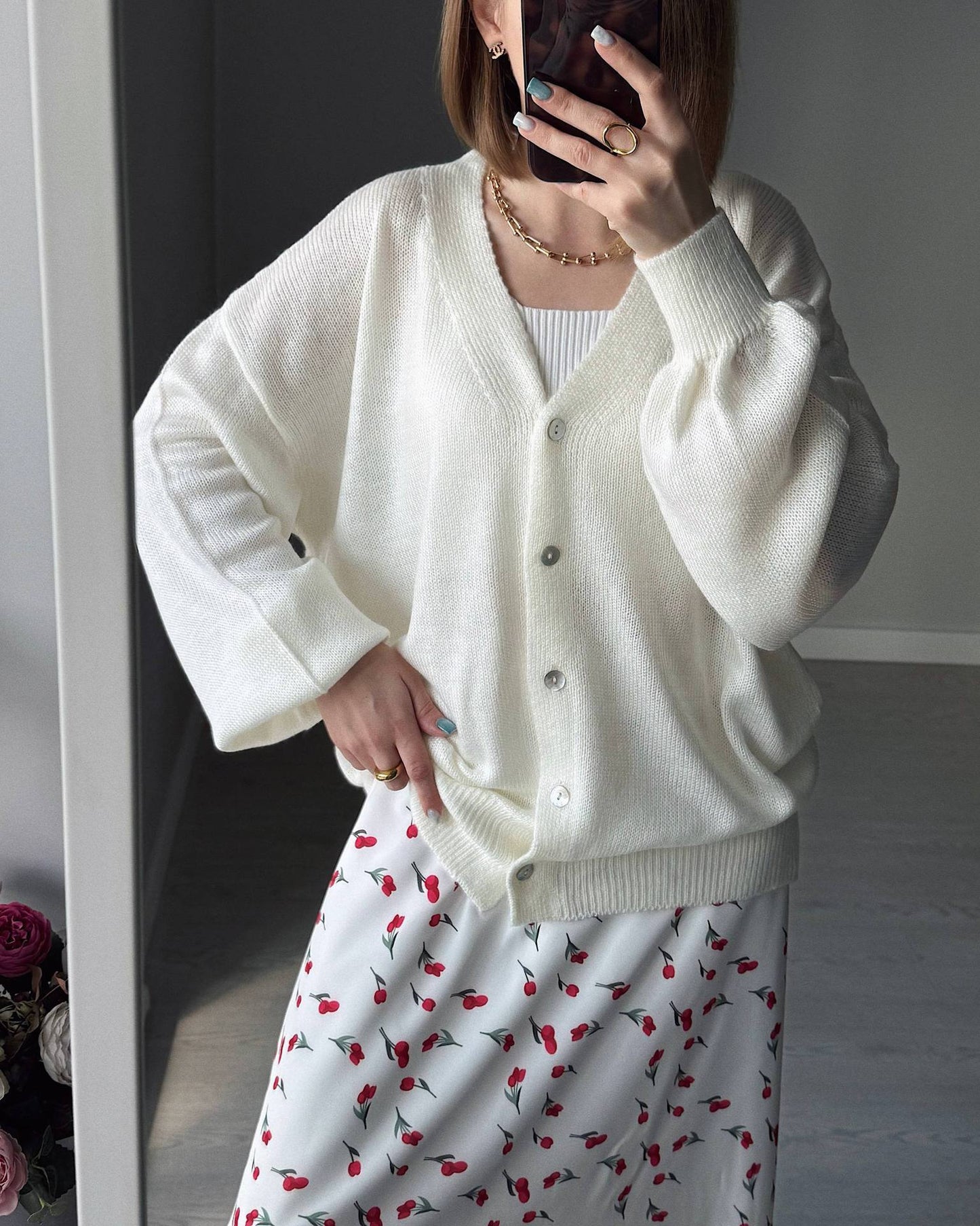 Blød cardigan med lygterærmer og skalknapper